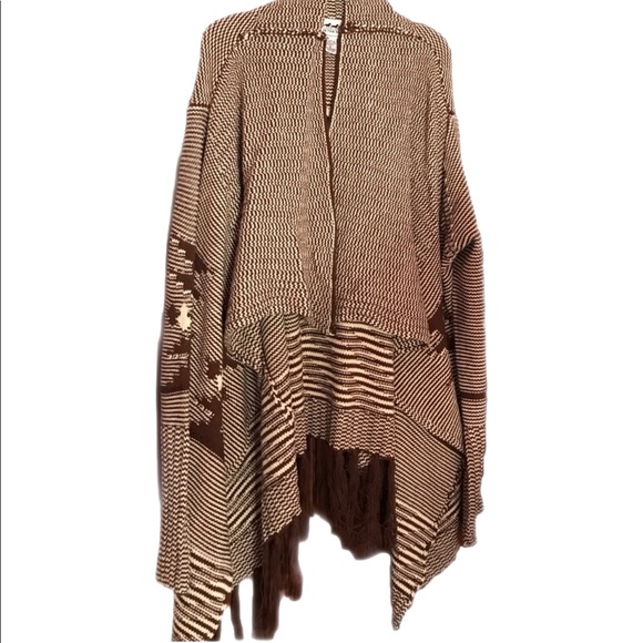 Sweaters - Patterned Cardigan